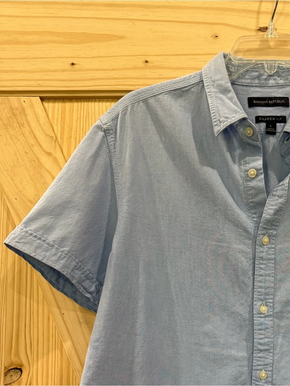 Banana Republic Light Blue Short-Sleeve Button-Up Shirt